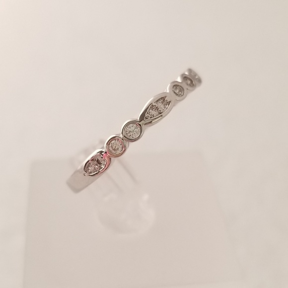 Sterling Bezel Set Band - Picture 2 of 6